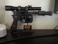 Star Wars - Han Solo Blaster - Réplica Original com suporte