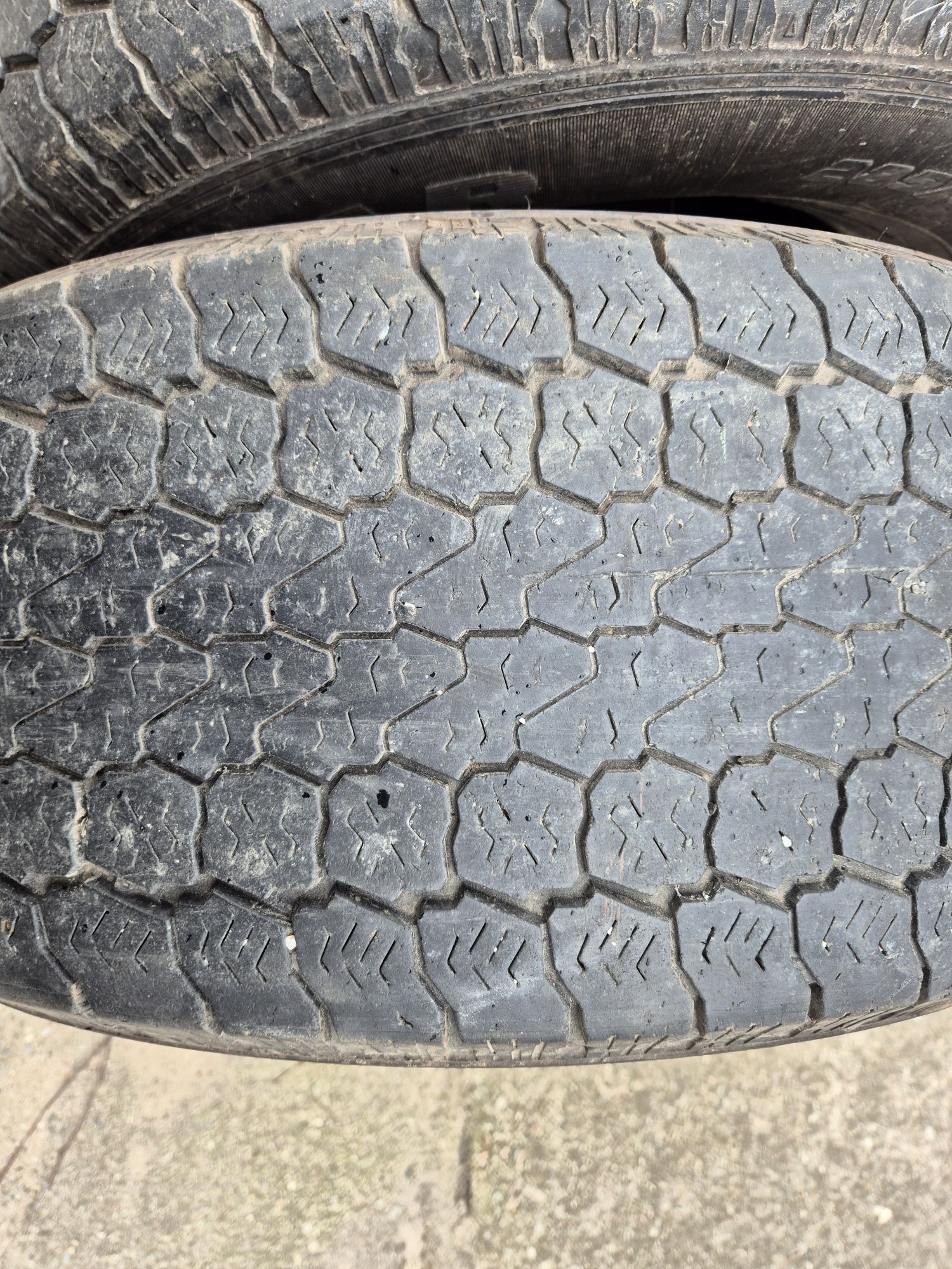 Opony 285/65r16c  12-16  11r16