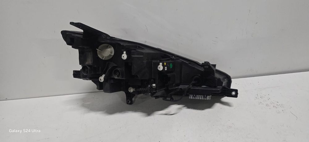 Lampa MG4 lewa przednia oryginał demontaż lewy przód
