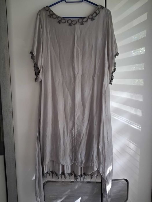 Jedwabna, włoska sukienka, r. XXL.