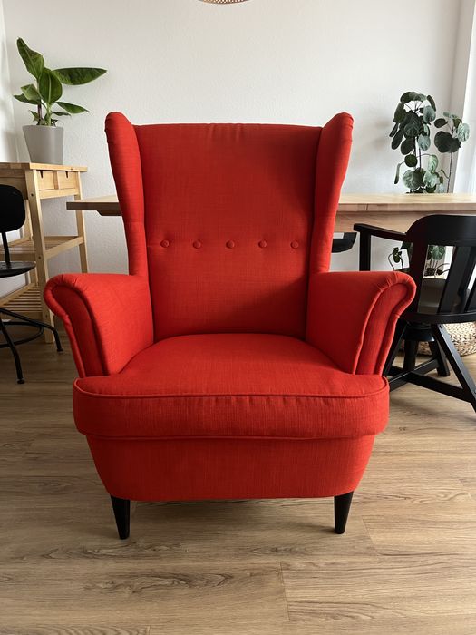Ikea Fotel Strandmon uszak czerwony