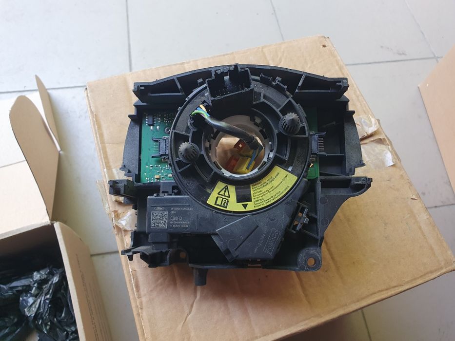 Датчик повороту керма Ford Escape 2016