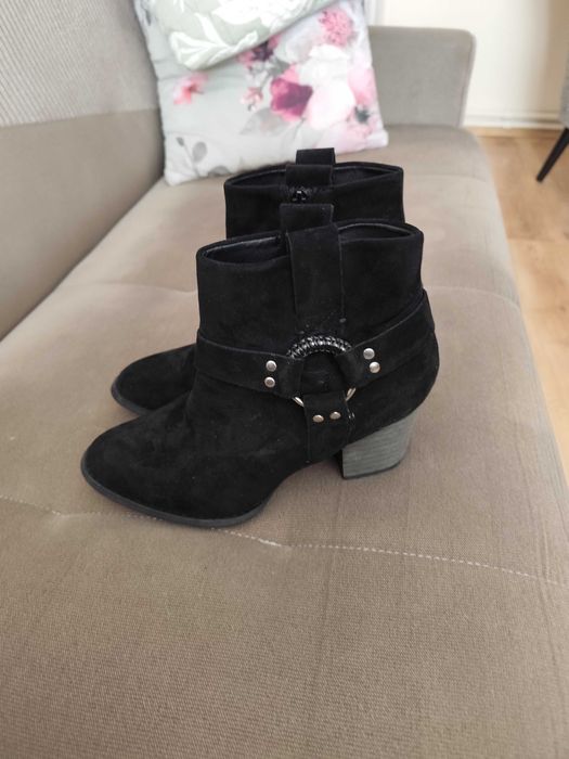 Buty botki obcas 7 cm nowe