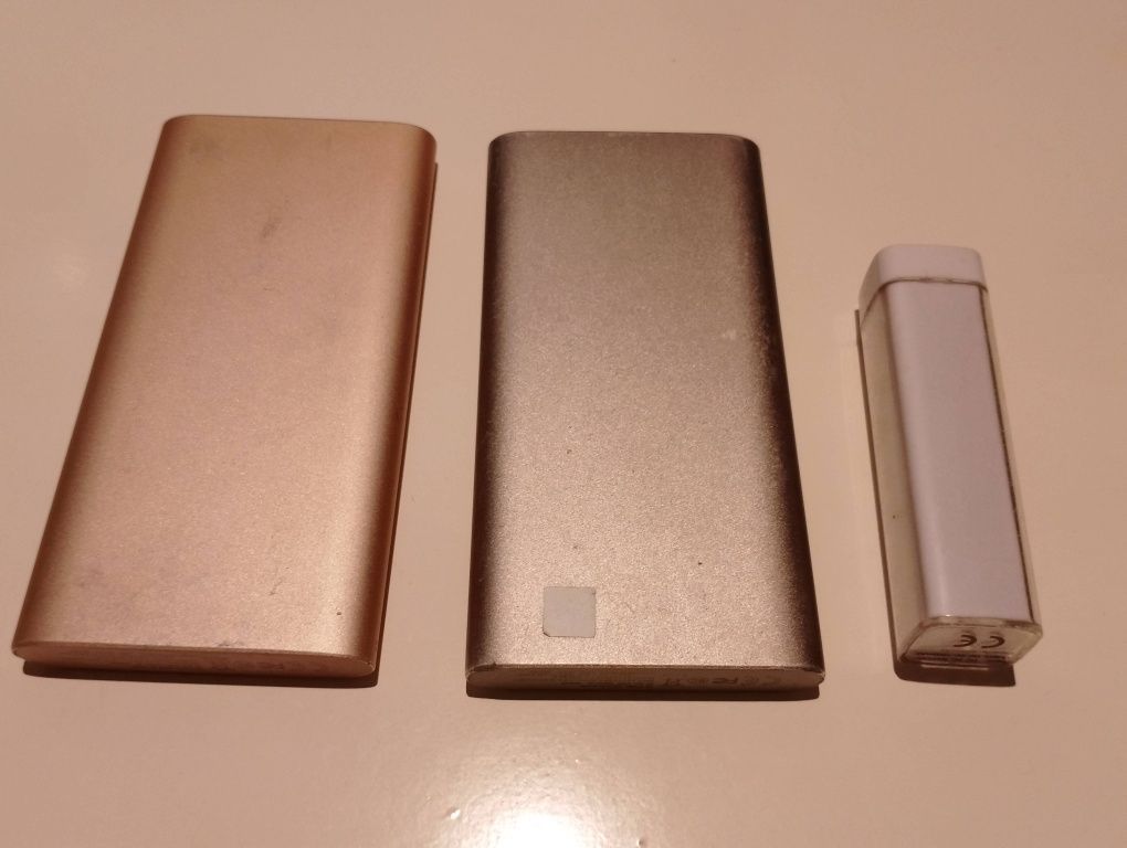 3 szt. Power Bank (Uszkodzone]
