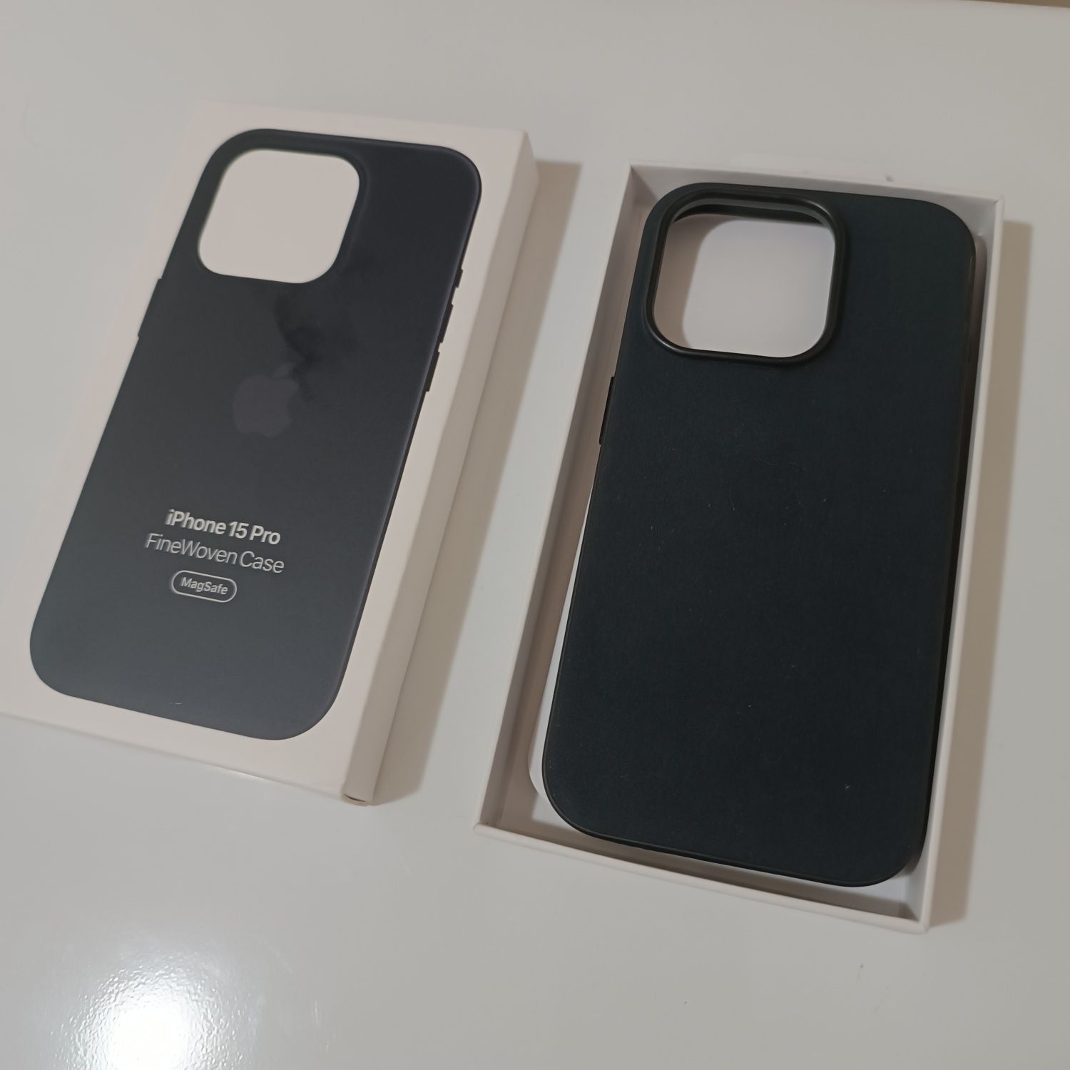 Продам чехол на Iphone 15 pro