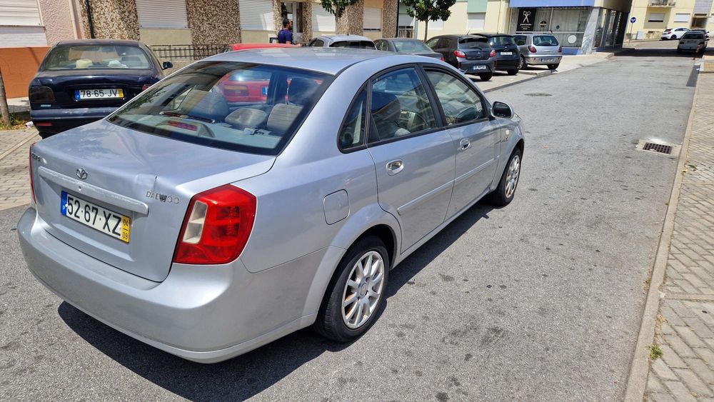 Daewoo Nubira gasolina