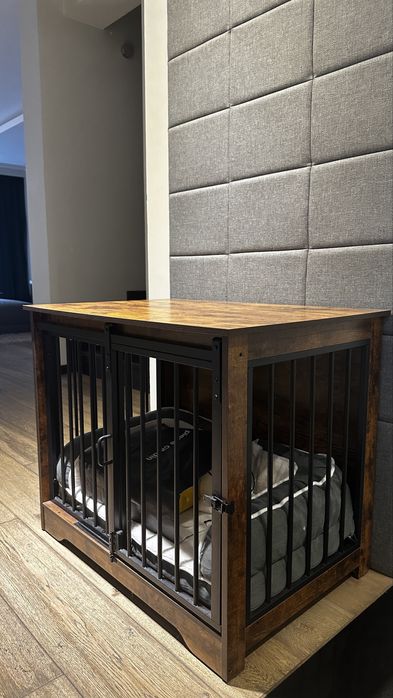 Drewniana klatka dla psa + legowisko ortopedyczne + akcesoria