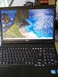 Laptop Fujitsu 15,6" UH572