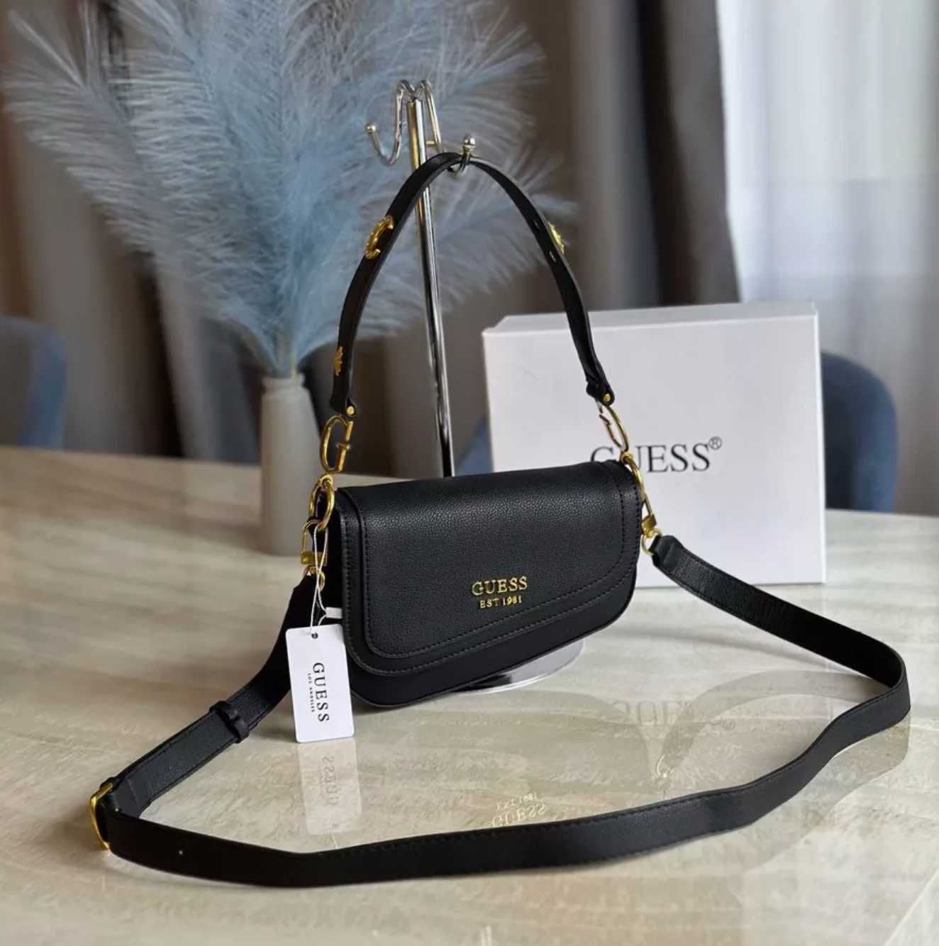 НОВИНКА Женская сумка Guess седло черного цвета геес