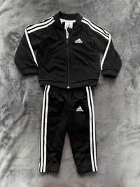Спортивний дитячий костюм Adidas оригінал з Англії 74 см