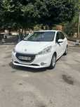 Peugeot 208 hdi 1.4 5 lugares