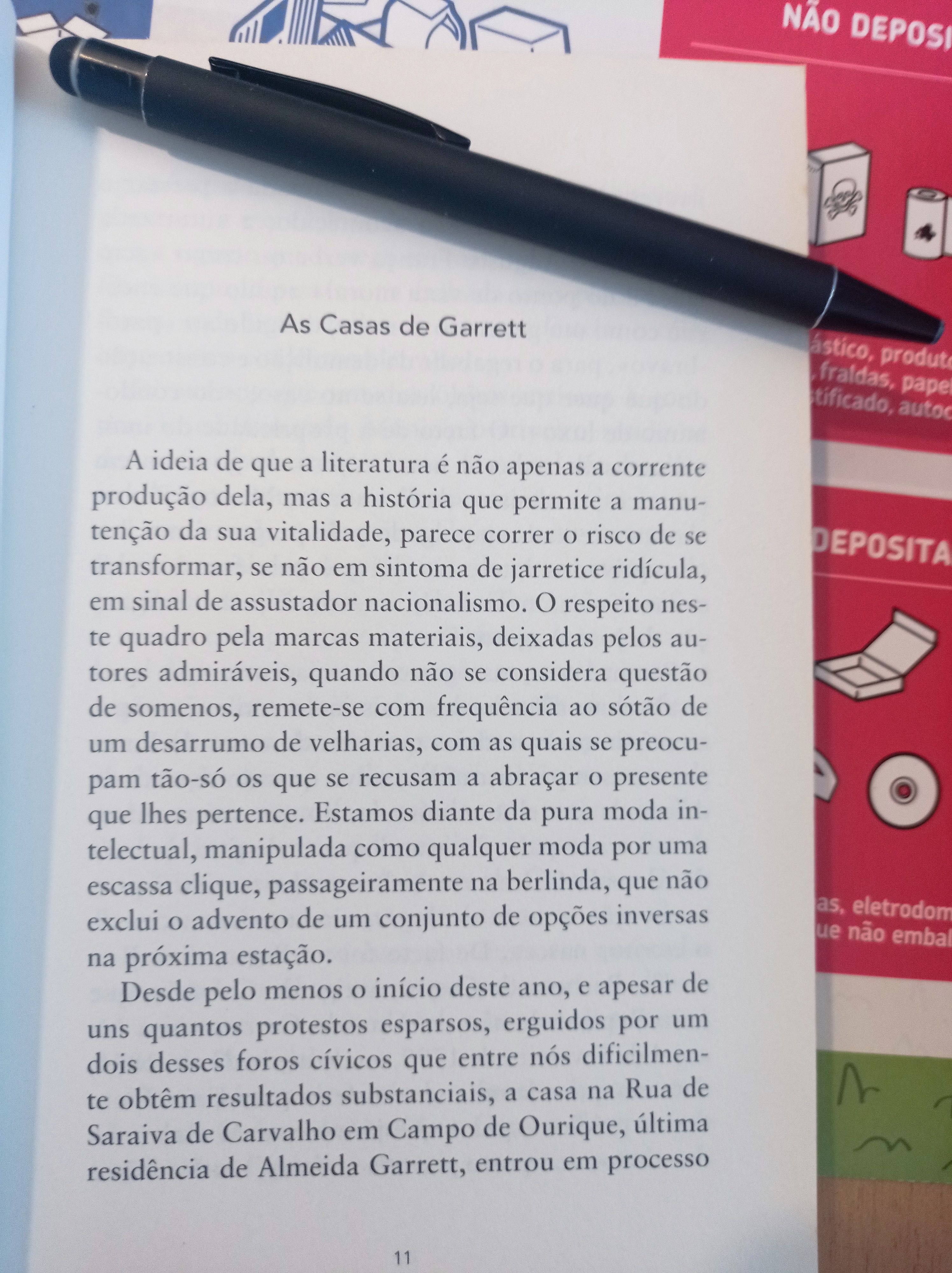 O eixo da bússola - de Mário Cláudio