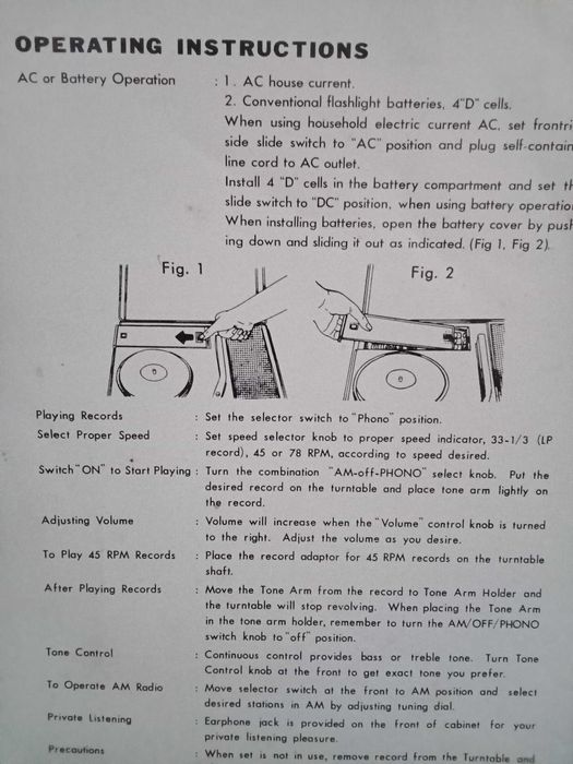 Gramofone Portátil e Discos Usados Antigo Coleção