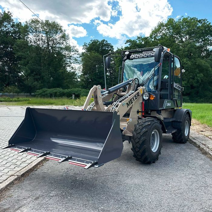 Ładowarka kołowa MEYER LW40 – 4000 kg, udźwig 1,6t silnik YUNNEI 45 KM