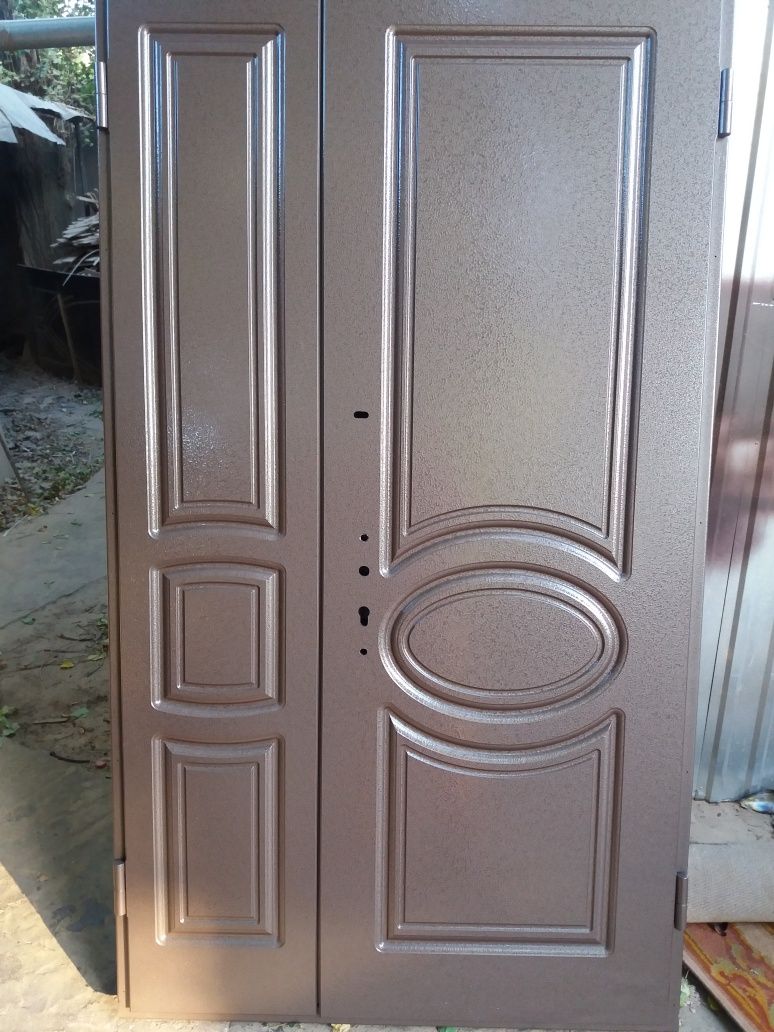 Реставрация и производство бронированных дверей.