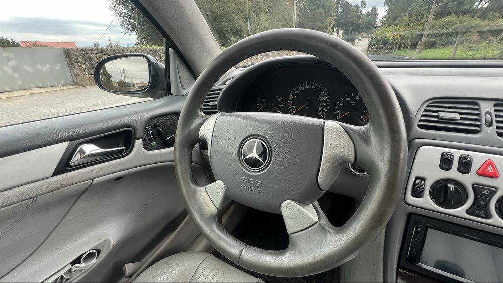 Mercedes Clk 230 kompressor nacional  trato financiamento