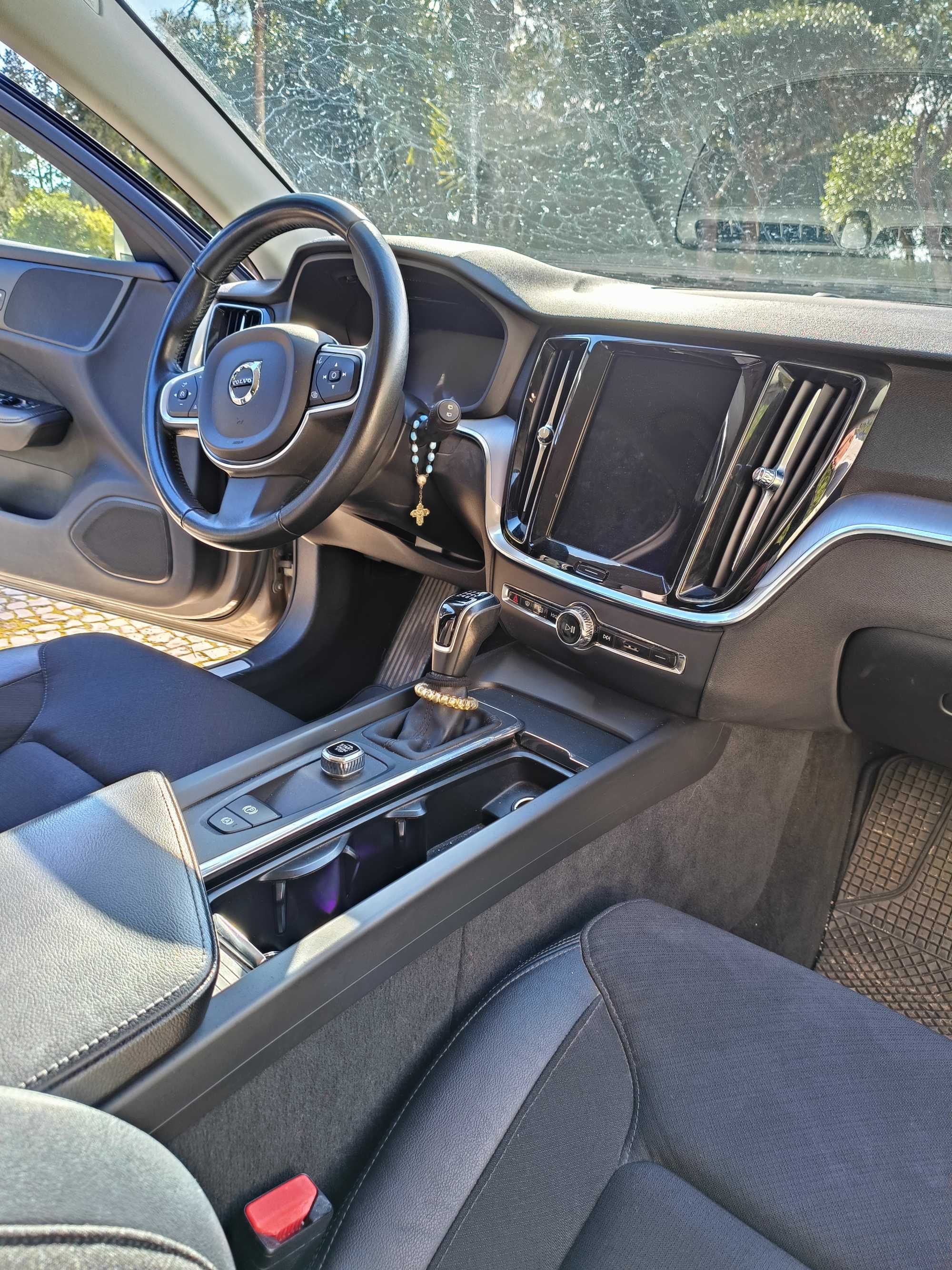 VOLVO V60 II (2019)