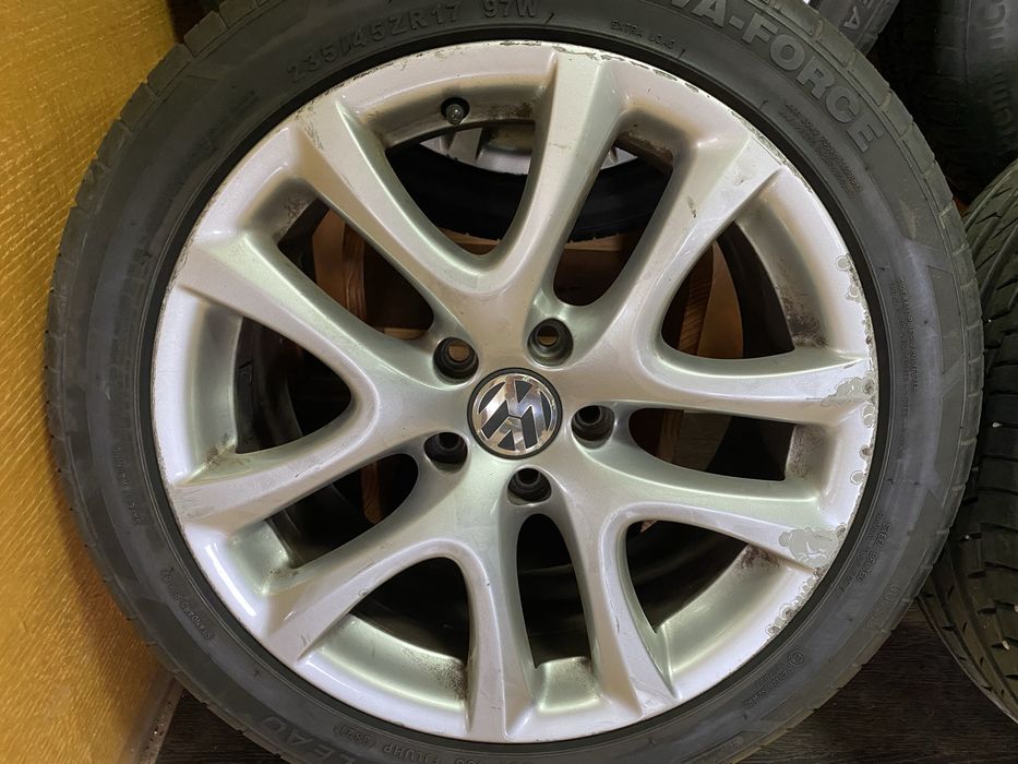 Jantes 17 VW Originais com Pneus 235/45/17