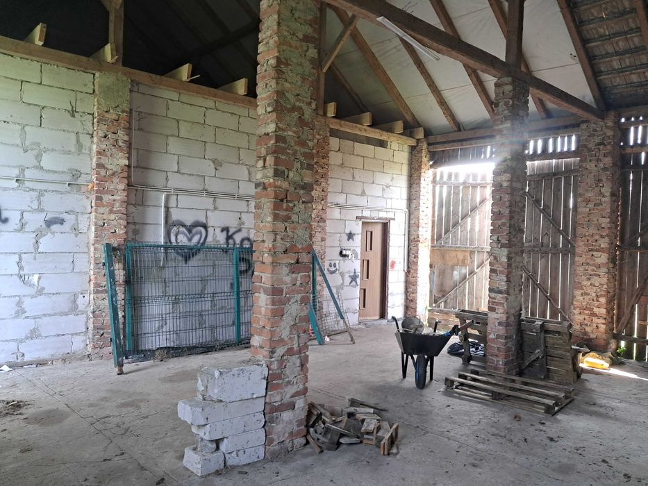 Działka wraz z budynkiem gospodarczym