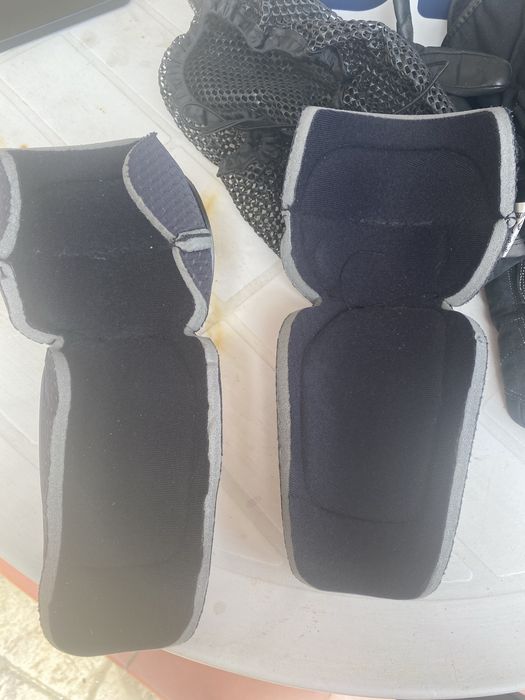 Joelheiras, coroveleiras e ombreiras