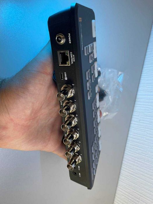 Відеомікшер Blackmagic Design ATEM Mini Live Pro в новому стані