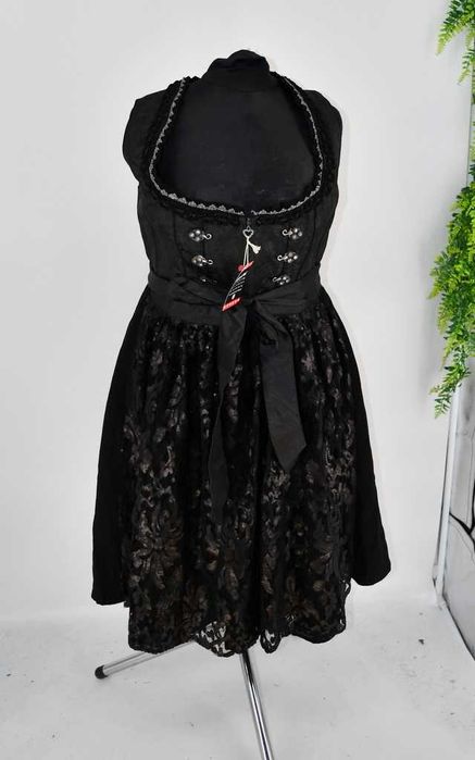 Sukienka Bonprix w bawarskim stylu, r. 46 czarna