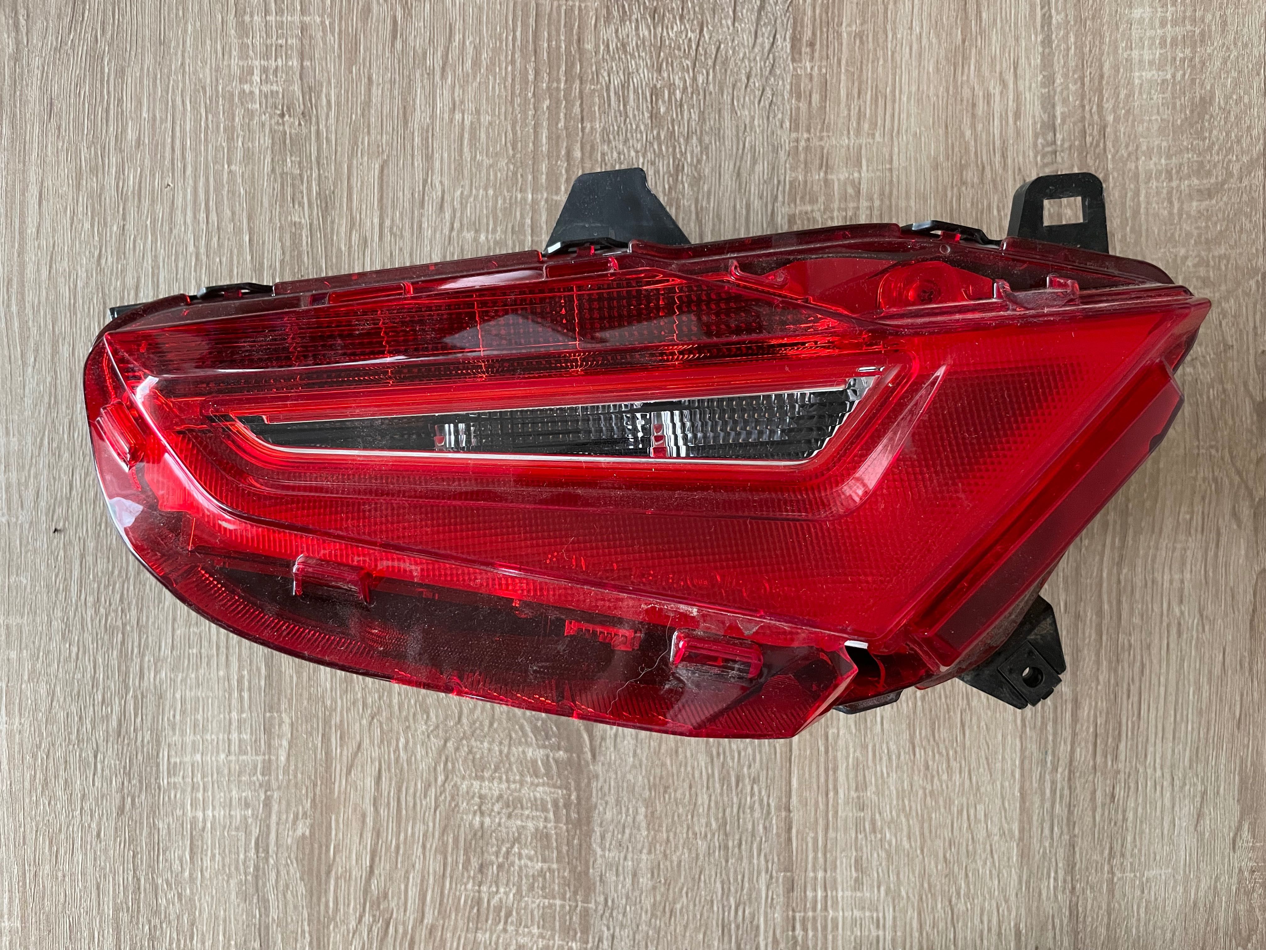 Lampy tylne LED Honda Goldwing GL1800, 2018+ oryginał