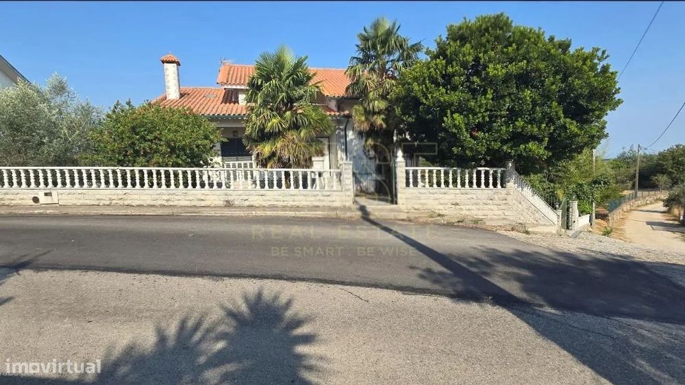 Moradia T4+1 em Travanca de Lagos – Oliveira do Hospital