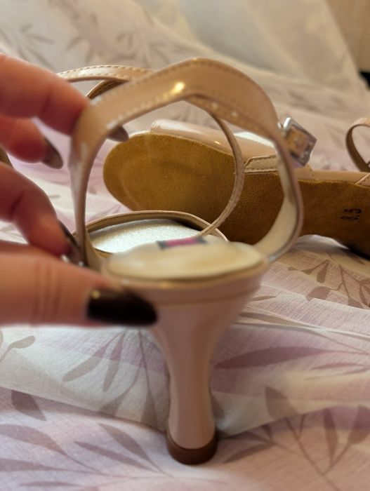 Босоніжки для танців нові!