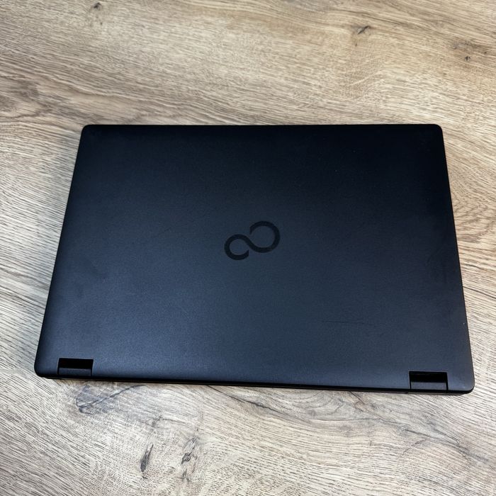 Ноутбук Fujitsu Lifebook E5411  i3-1115G4/16Gb/256SSD FHD-IPS