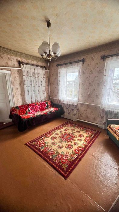 Продається  будинок в с.Китайгород, (Царичанка)  земельна ділянка