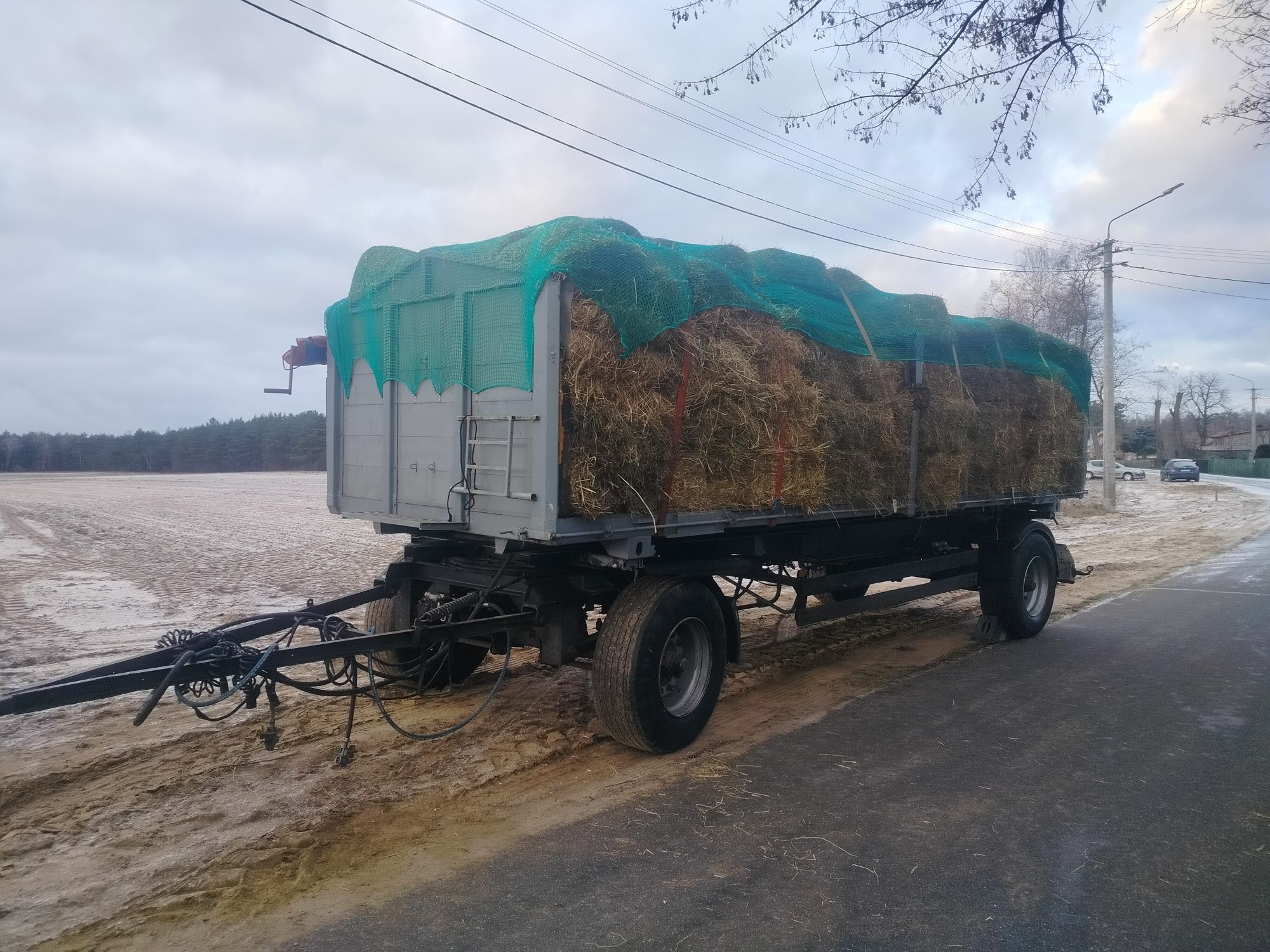 Transport siana, słomy, kruszyw, wywrotka duża i mała