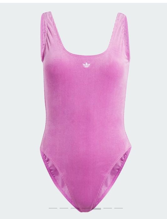 Суцільний велюровий купальник Adidas Original
Коллекція 2024р
Колір бу