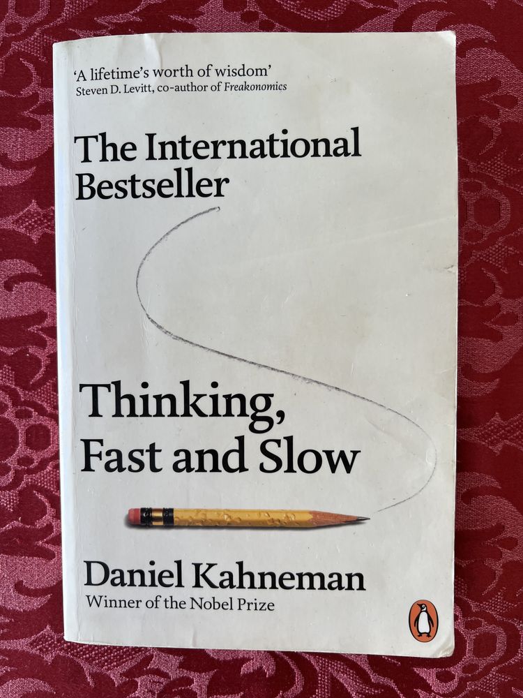 Thinking, Fast and Slow de Daniel Kahneman