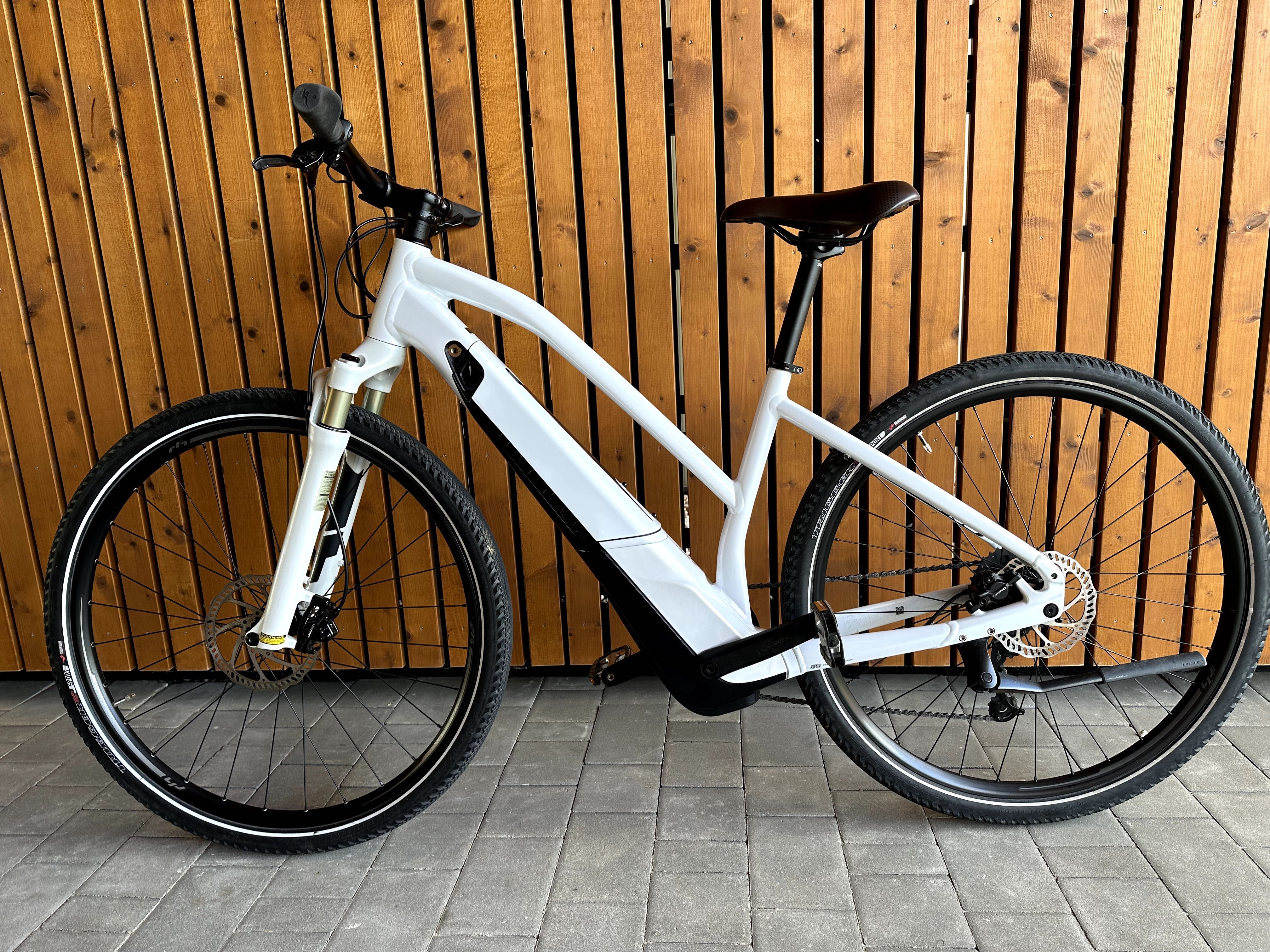 Specialized Vado elektryczny rama M bdb stan