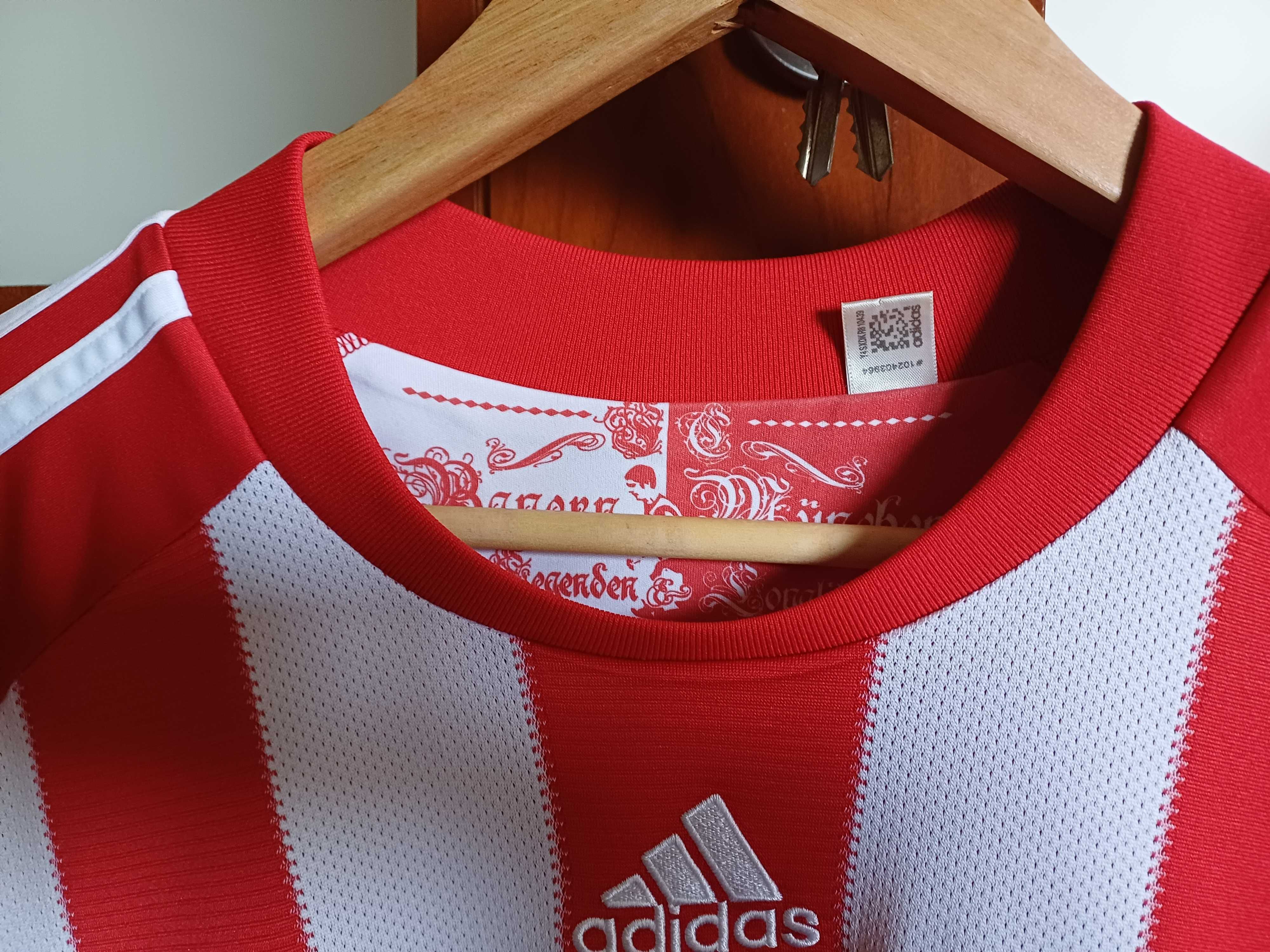 Camisola Bayern Munique Época 10/11