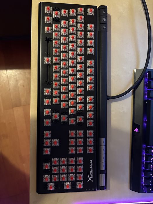 Teclado HyperX Alloy Elite RGB - Cherry MX Rgb Red