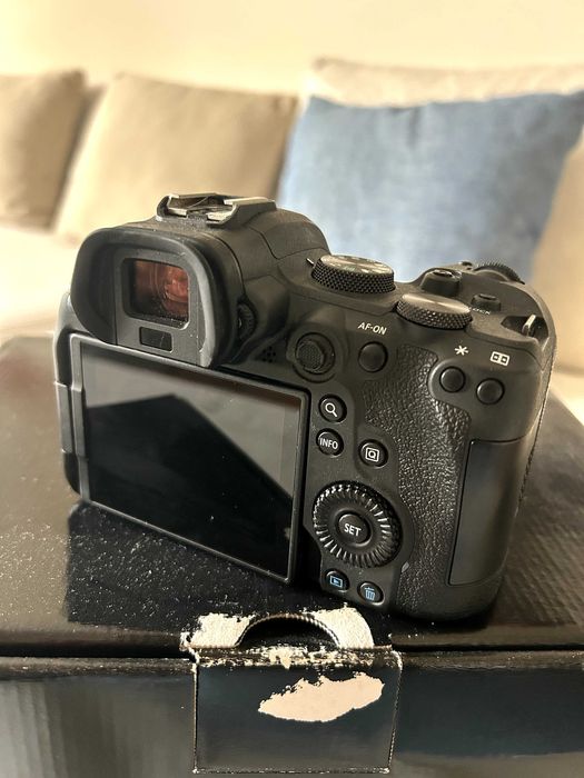 Canon R6 - Camara Fotográfica