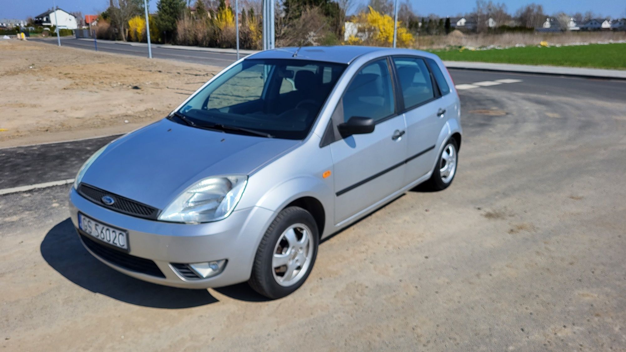 Ford fiesta zadbany 2 komplety kół klima