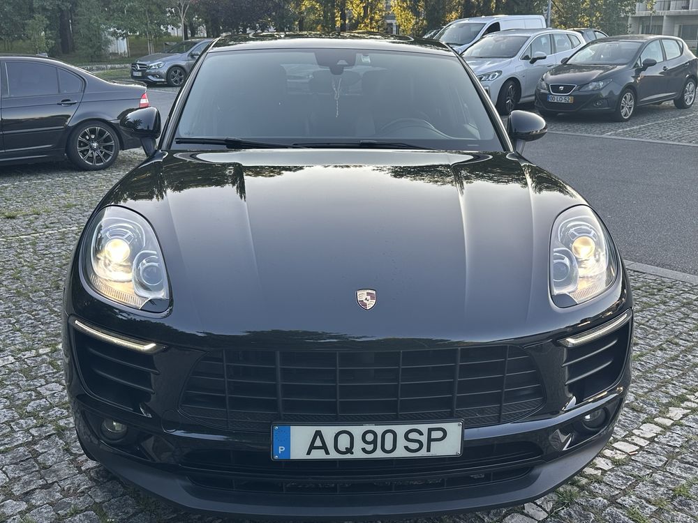 Porsche Macan S
