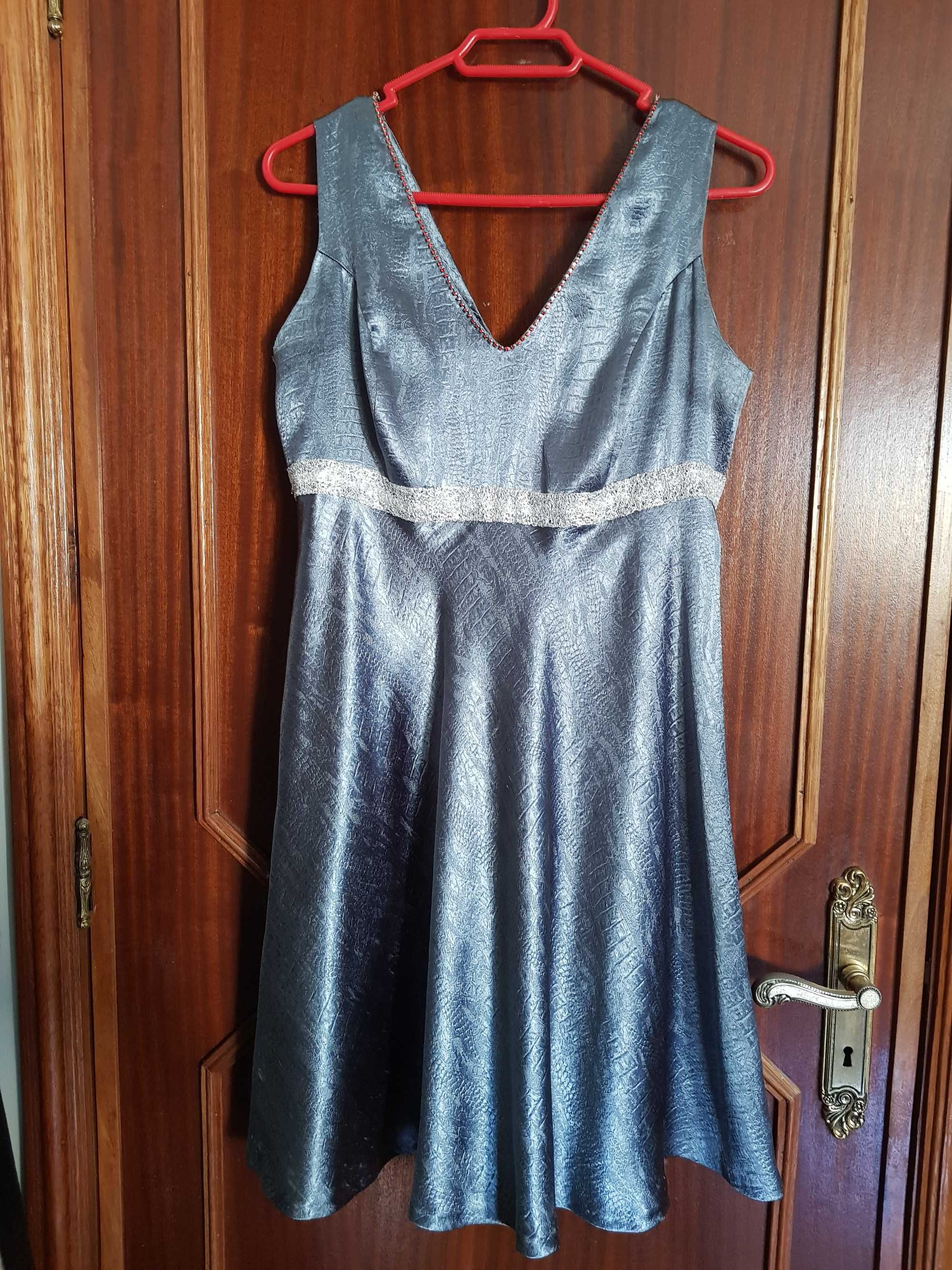 Vestido brilhante