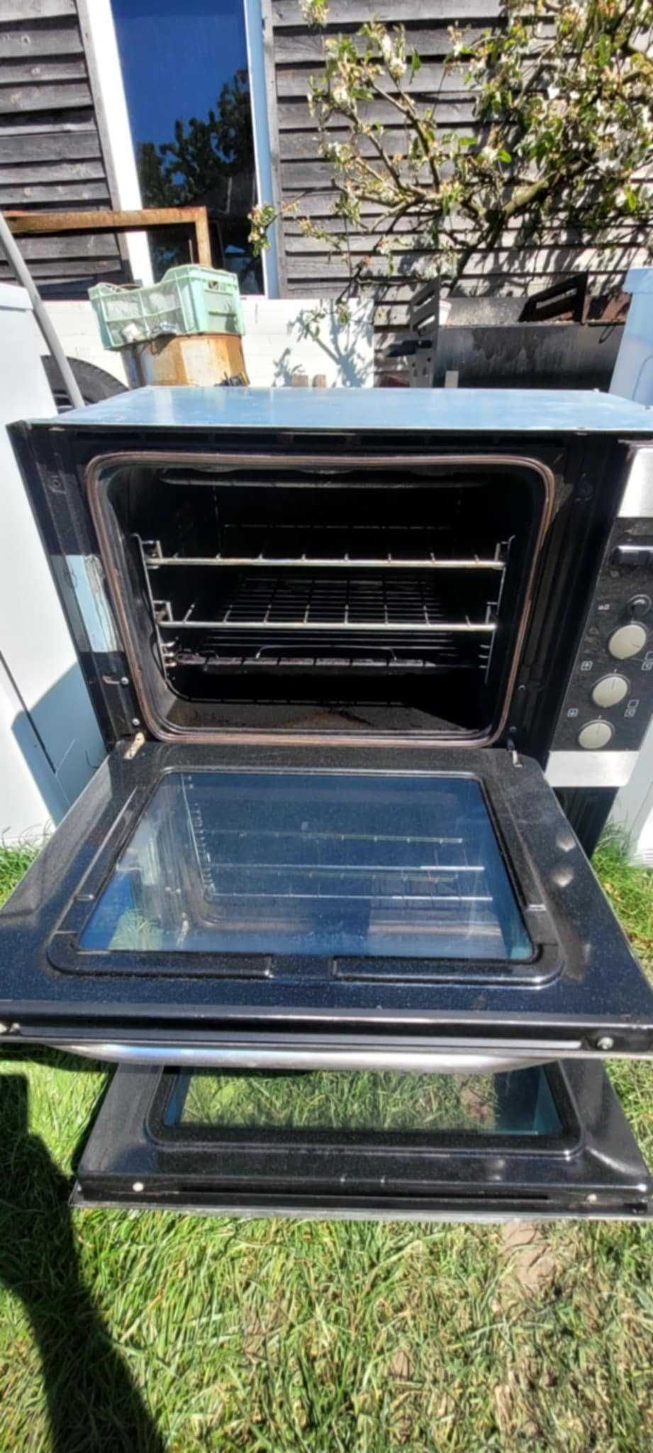 Piekarnik z wbudowanym grillem