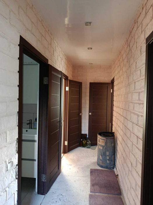 Мікро район Вороніна, окремий будинок в житловому стані.