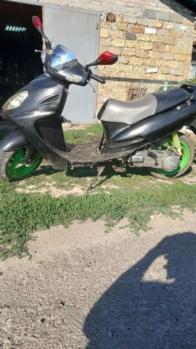 Продам скутер НТ150-3А