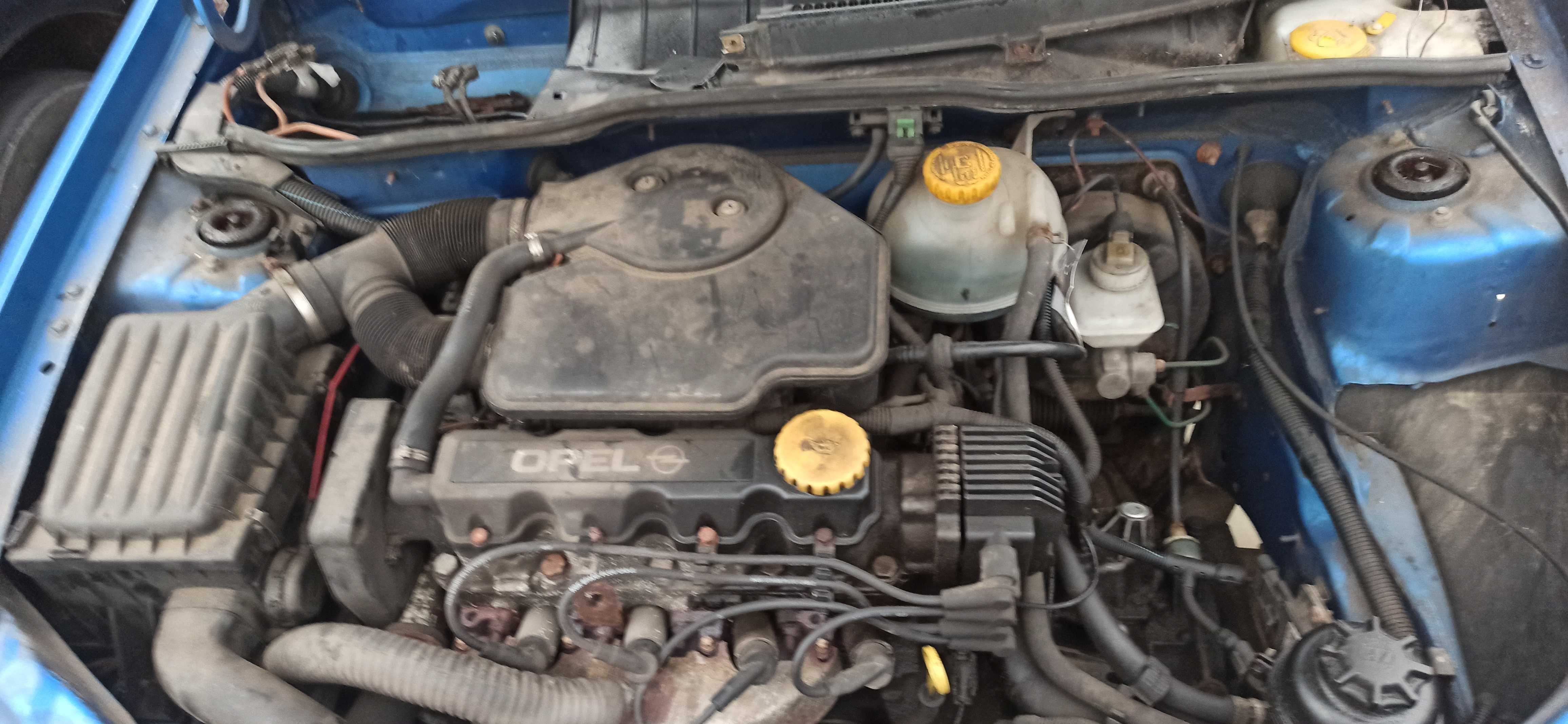 Opel Cora B para peças