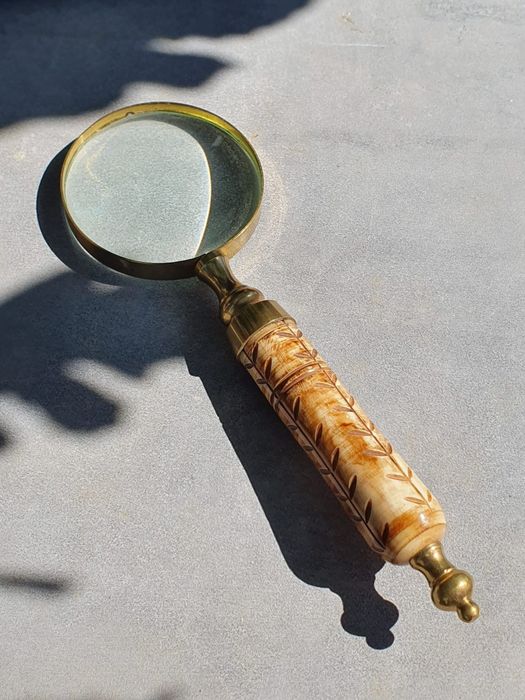 Lupa em Latão 7,5 cm Diâmetro