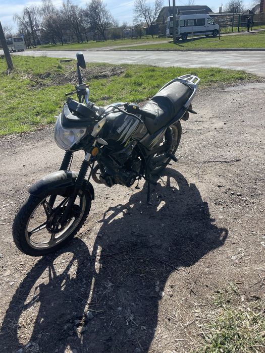 Продам Мустанг регион 150-08 срочно