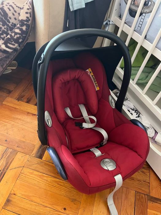 Автокрісло в гарному стані maxi cossi