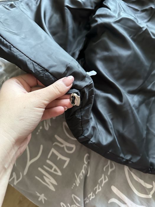 Безрукавка як для хлопчика так і для дівчинки