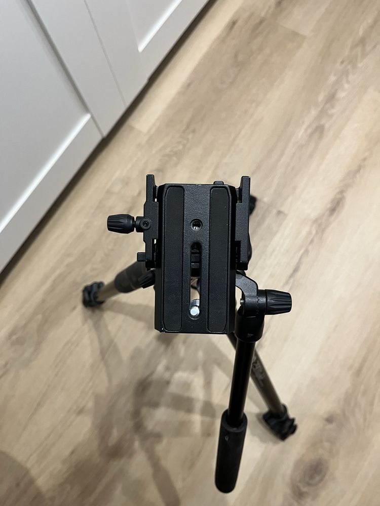Statyw Manfrotto 290 Light + głowica Befree Live MK290LTA3-V
